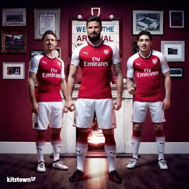 边后卫交替 边后卫交替