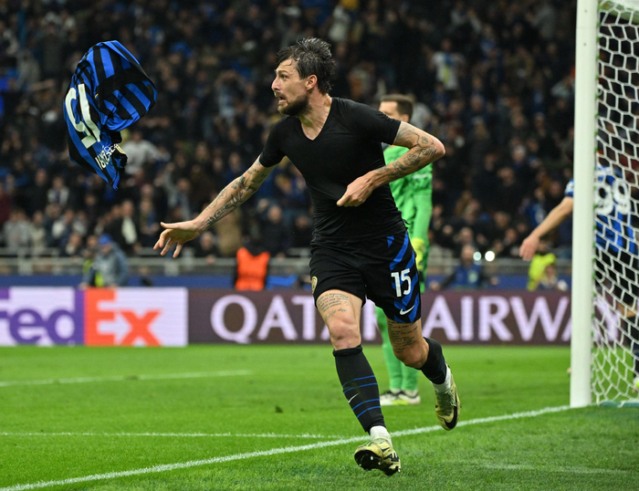 的内侧8号 的内侧8号