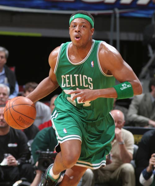 风格偏中后 风格偏中后